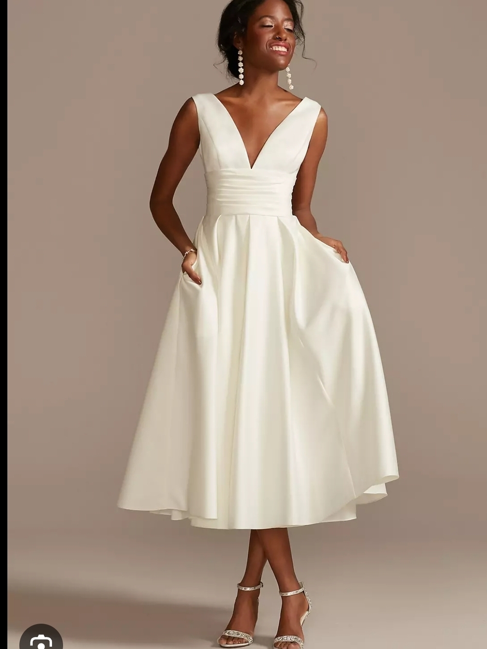 DB Studio Ivory V-Neck Midi Dress with Pleated Waist and Pockets